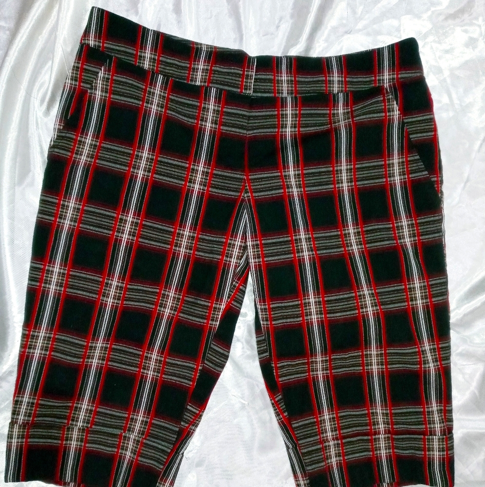 XOXO Plaid Shorts - 4\5